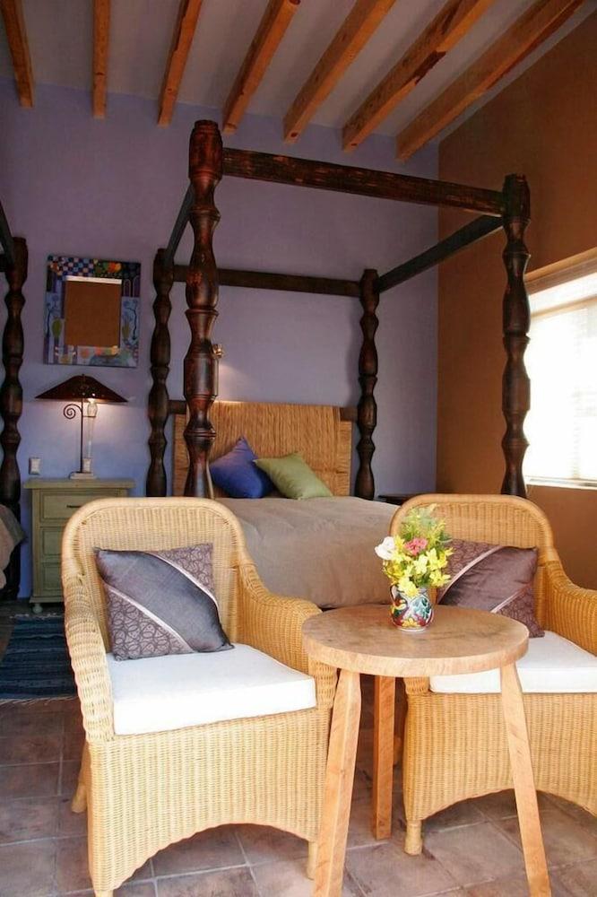 Casa De Aves 4*